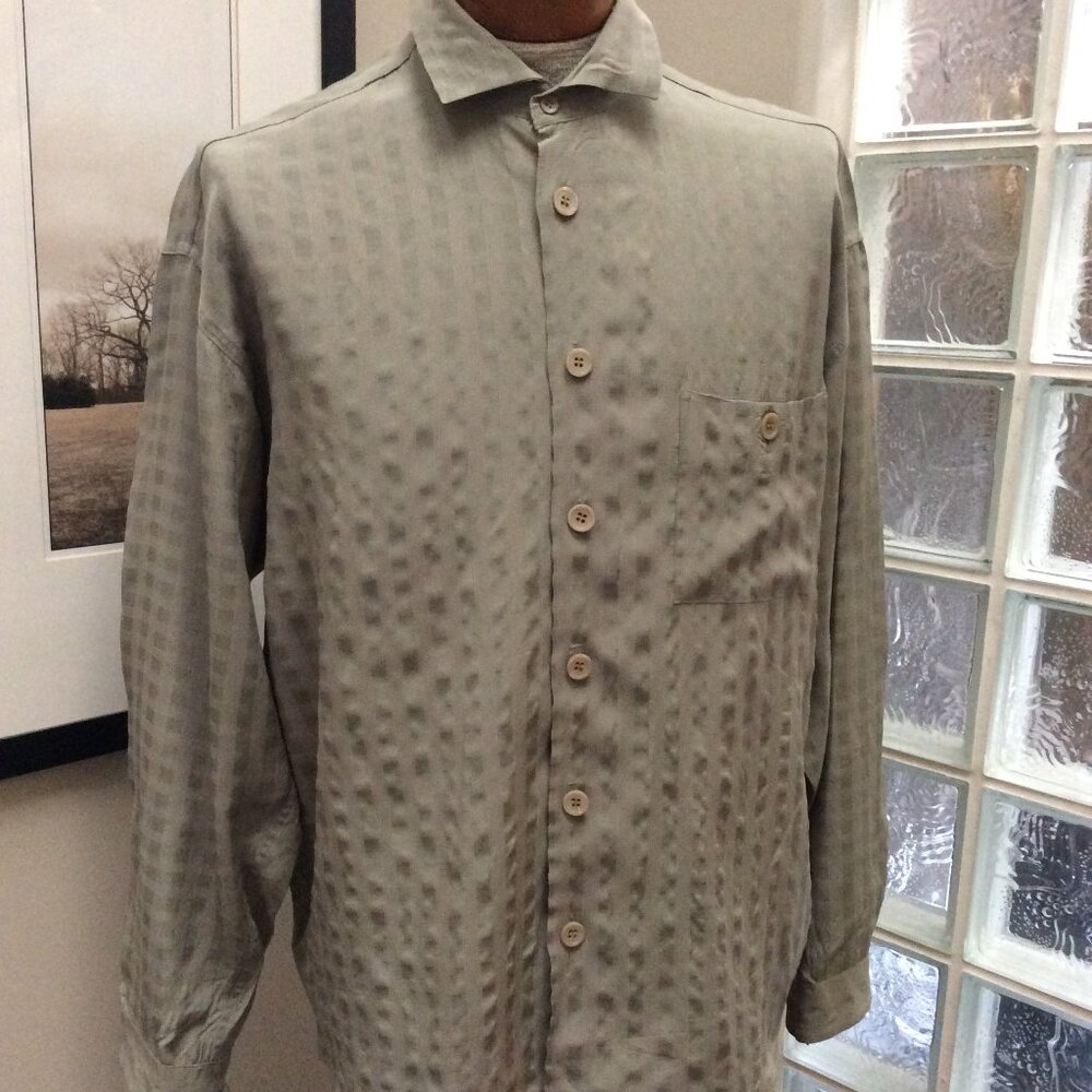 Men's Dress Shirt Size XL Lot of 4 @ $10 each